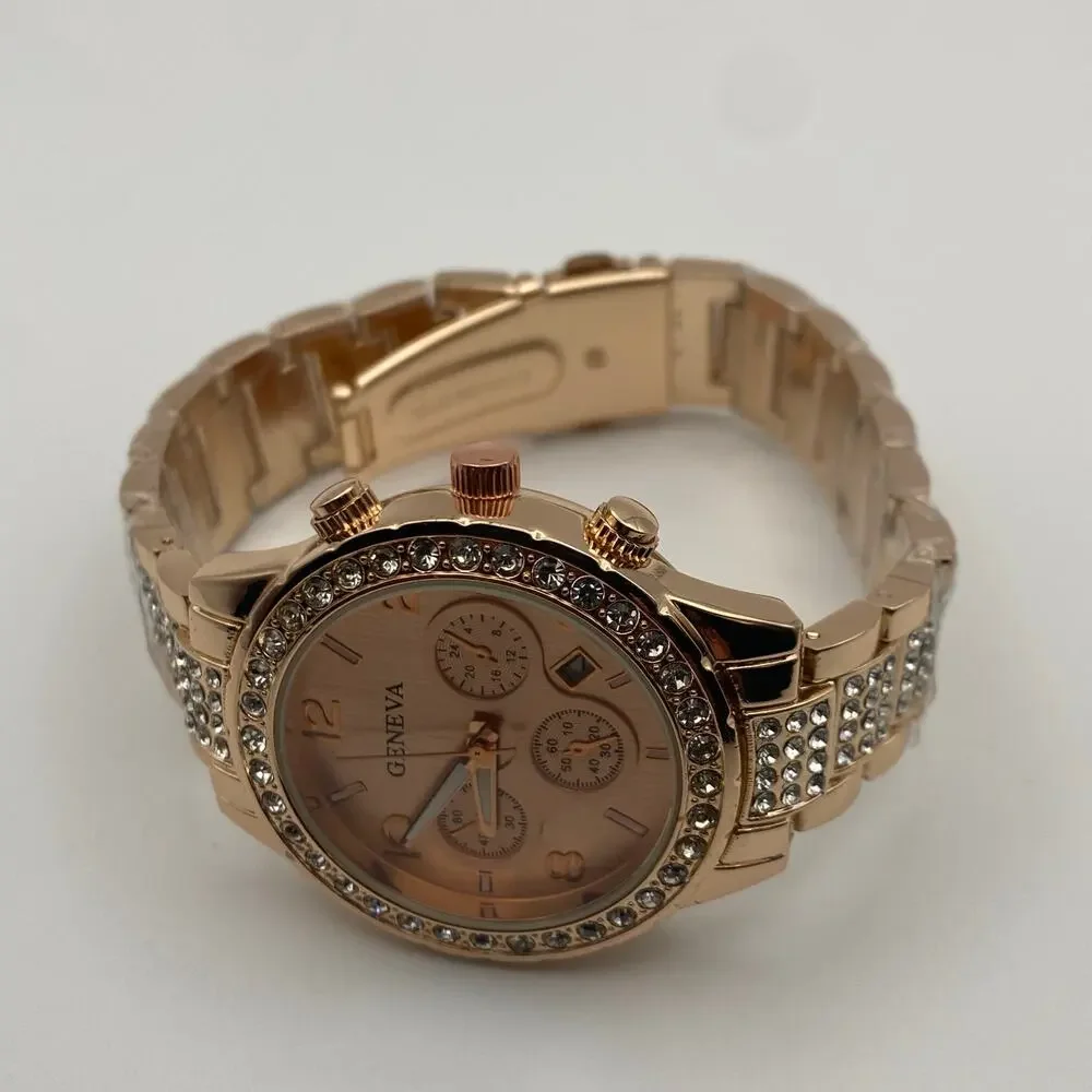 Elegant Geneva Platinum Rose Gold Crystal Bezel Watch New Battery